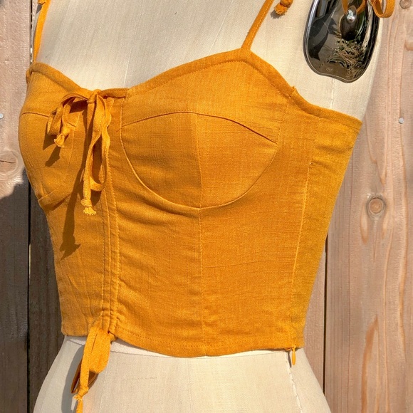 ❤️HP! Linen Bustier Ruched Crop Top - Picture 2 of 8